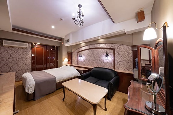 HOTEL LUNA 仙台店