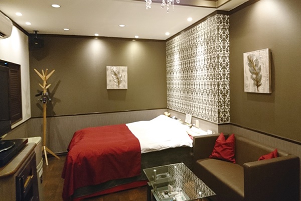 レステイ MOON高知